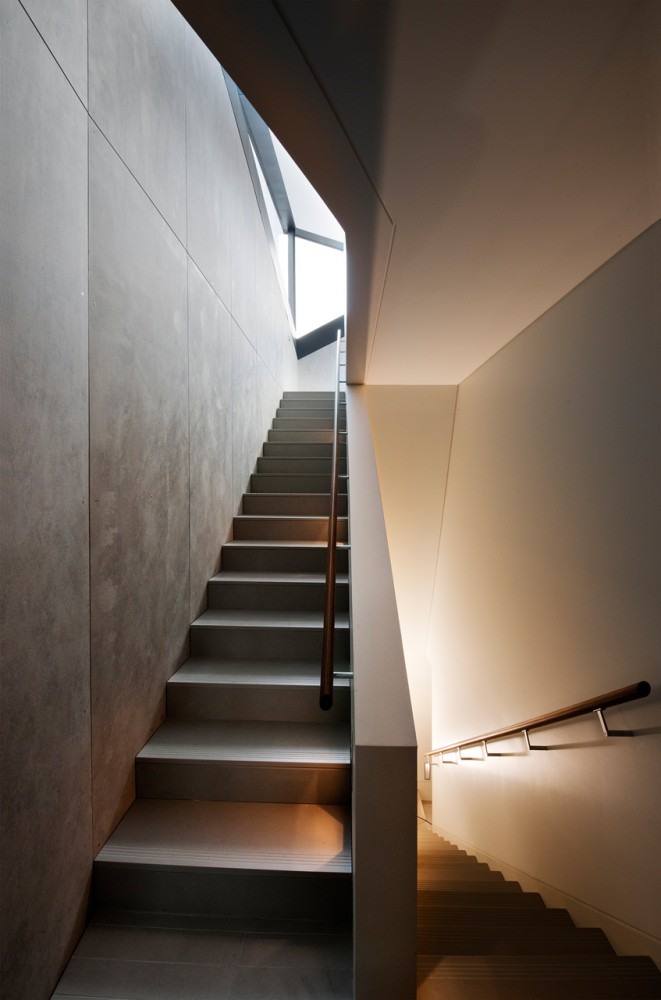 dynamic-geometry-Interior-design-staircase