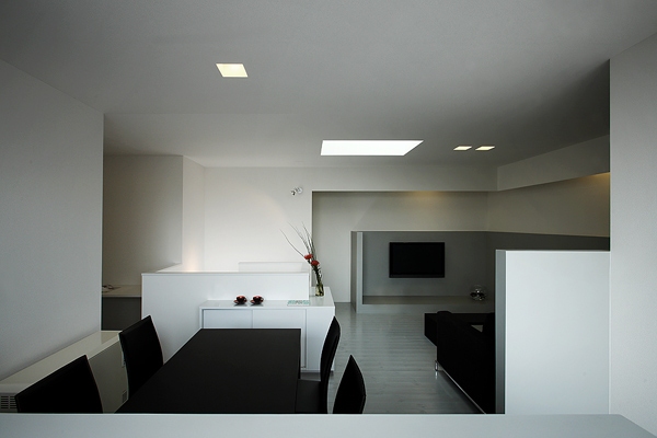 Living-space-minimalist-interior