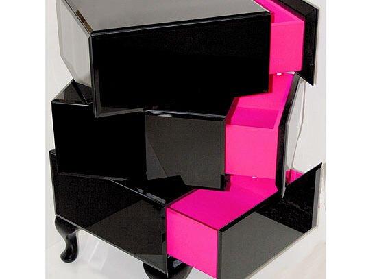 Luxury-bedside-table-in-black-and-cyclamen