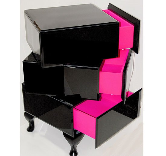 Luxury-bedside-table-in-black-and-cyclamen