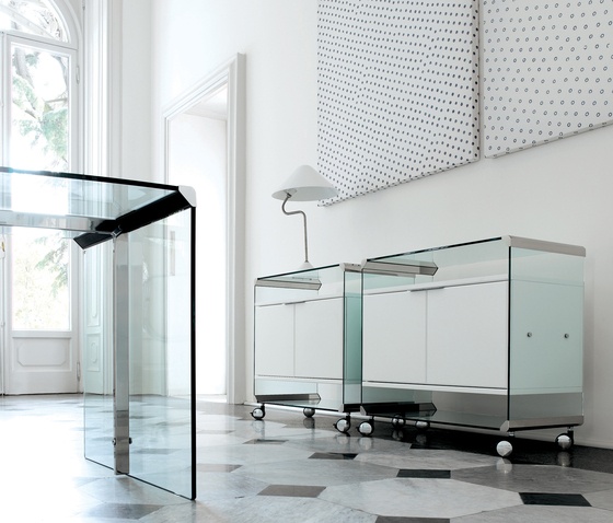 Glass-Cupboards-by-Box-of-Gallotti-&-Radice