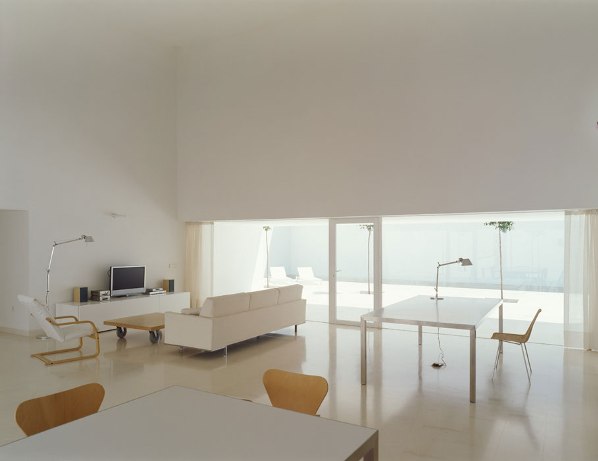 Minimalist-Architecture-Living-Area-Interior