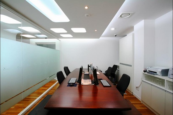 Clinic with modern and white office 