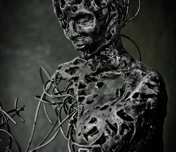 avant garde sculpture Deconstructed