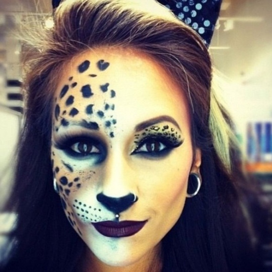Halloween ideas sexy wild cat makeup 