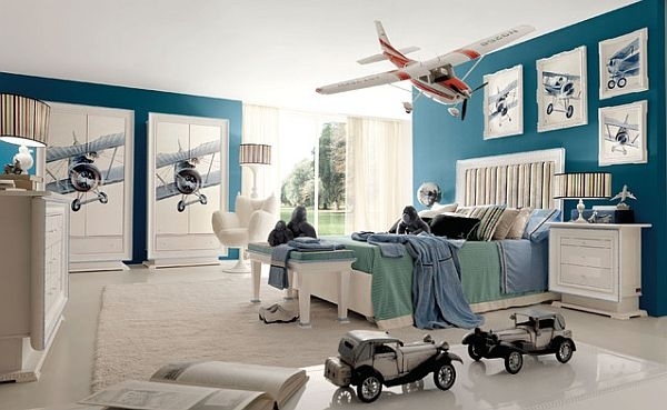 airplane inspired kids bedroom