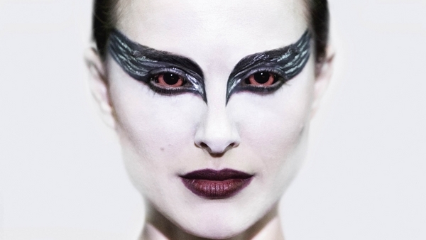 celebrities Halloween costumes and make up black swan