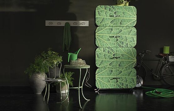 decorative- shelving- system-leaf-imprint