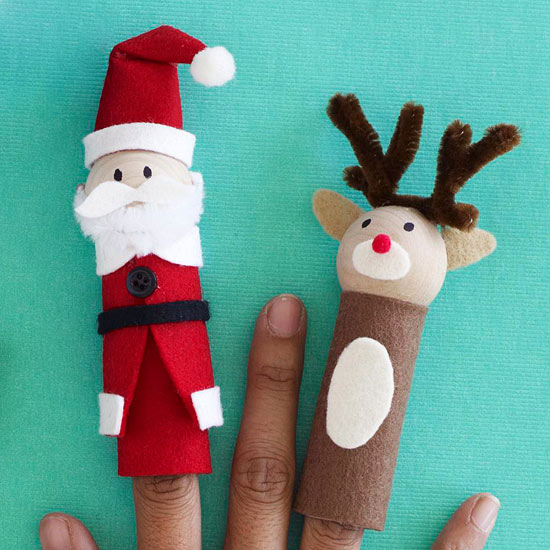 Christmas crafts for kids Santa Claus Rudolf finger puppet felt paper