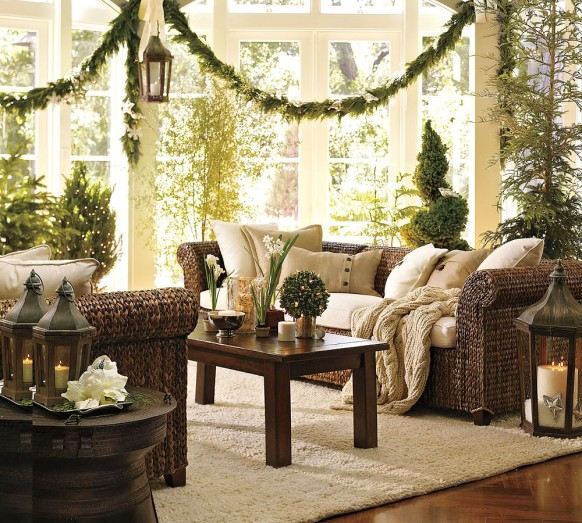 Christmas decorating ideas green white living room