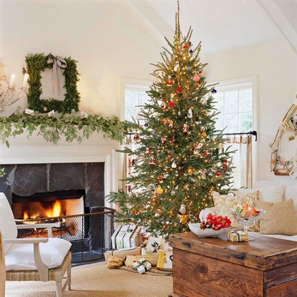 Christmas living room decoration ideas tree ornate candle