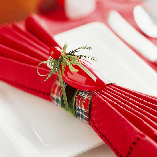 Christmas napkins folding ideas seasonal colours