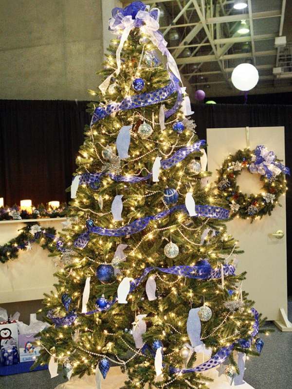 Christmas decorating ideas Blue and Silver