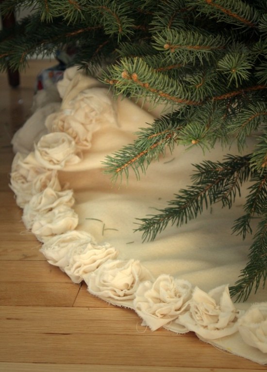 Christmas skirt roses of cloth