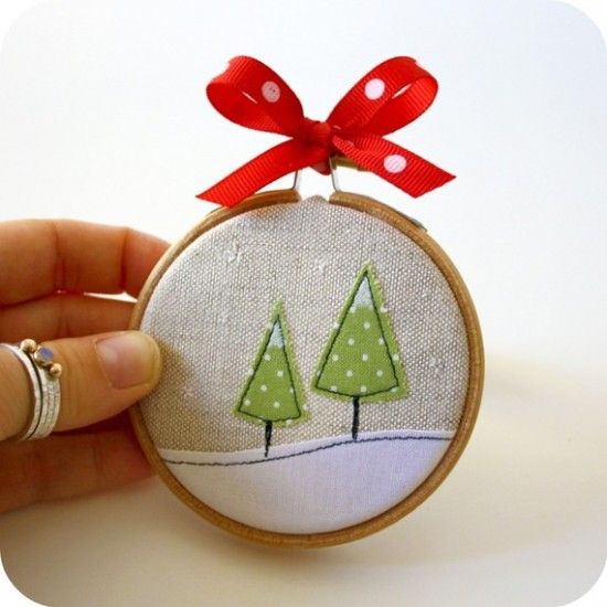 Creative homemade Christmas gift ideas tree ornament embroydery