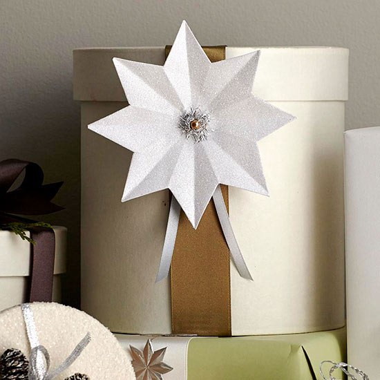 Easy Christmas crafts ideas paper star for wrapping
