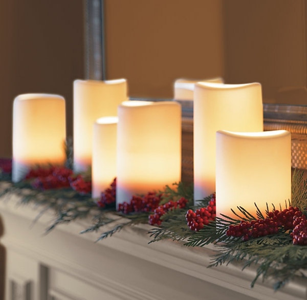 Mantel-Christmas-decorations-ideas-burning-candels