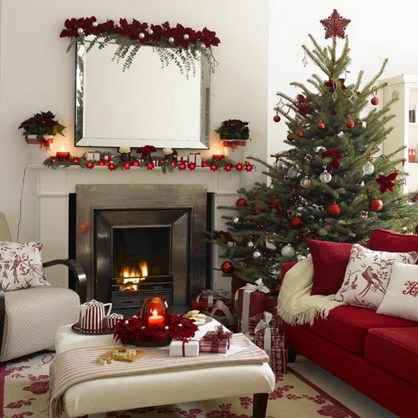 Stylish-living-room-Mantel-Christmas-decorations-ideas-traditional-colors