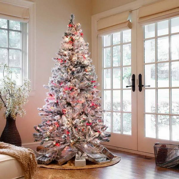 best christmas tree decorating ideas silver decoration red accents