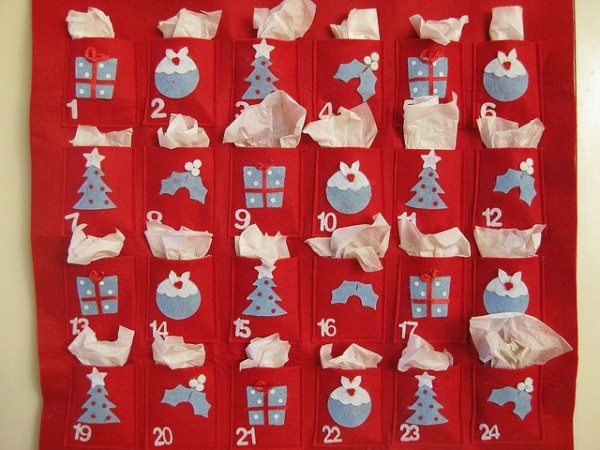 creative advent calendar ideas pockets wrapped gifts