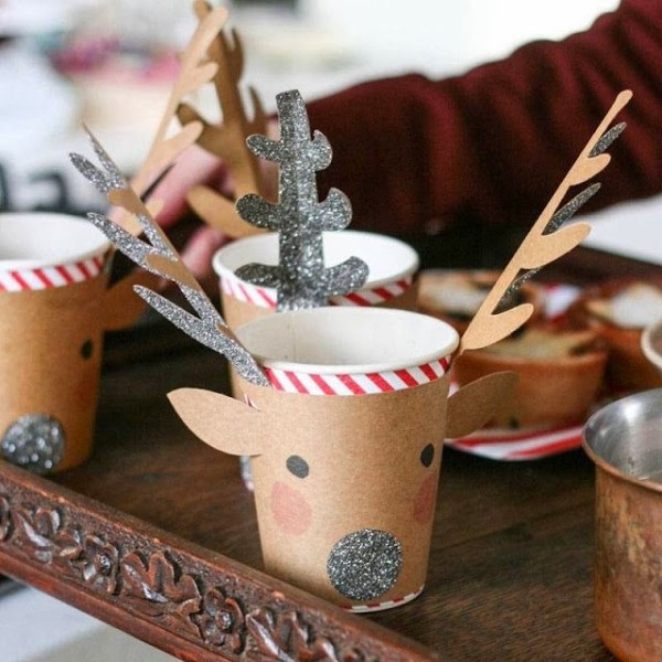 easy low cost holiday crafts kids deer paper cups
