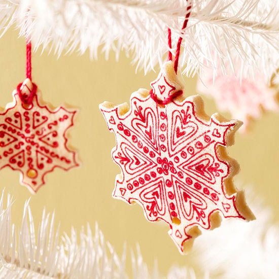 easy to craft christmas tree ornaments salt dough snowflake