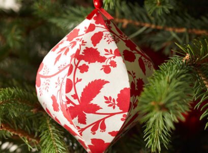 elegant-christmas-paper-ornament-six-sided