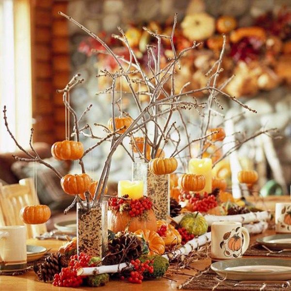 fantastic thanksgiving table decor in autumn colors