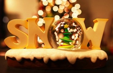 homemade-snow-globes-kids-Christmas-crafts