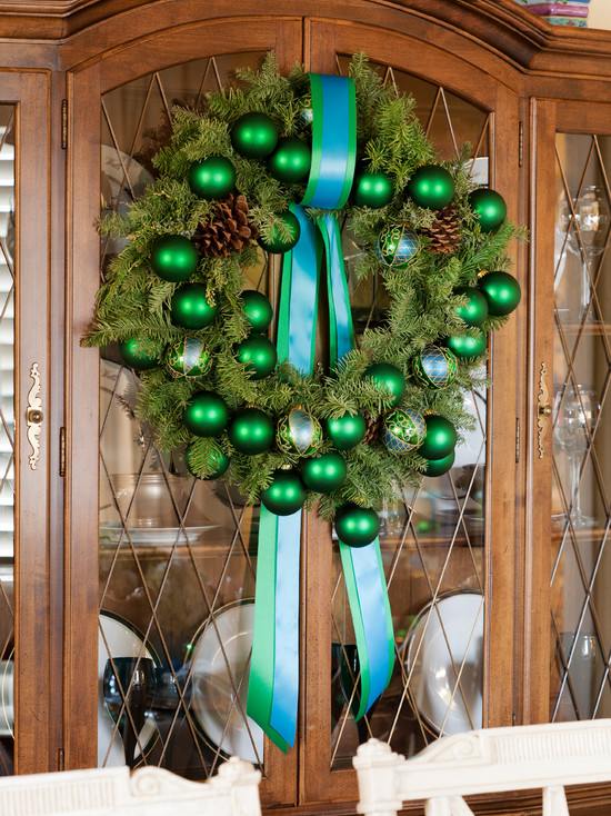 magnificent wreath in green with long tail ribbon