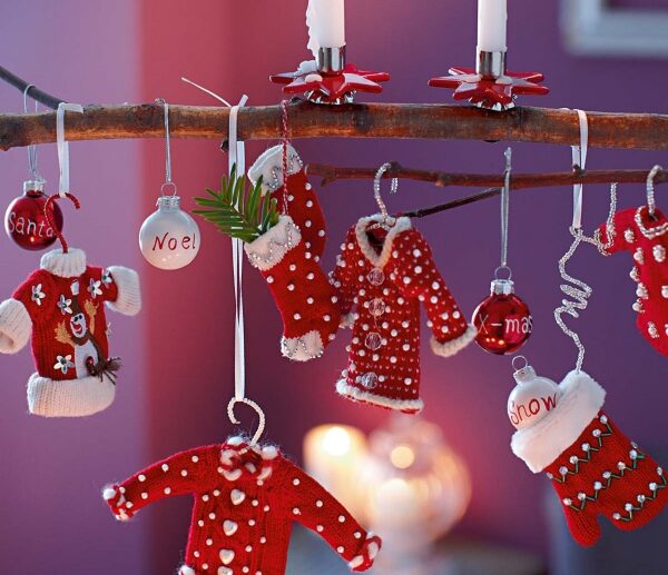 simple- decoration-ideas-christmas- clothes