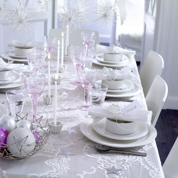 white and silver christmas decorations festive table ideas