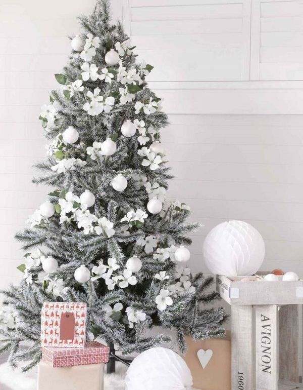 white christmas decoration ideas christmas tree 