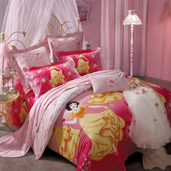 Red and gold Disney princess girls bedding set