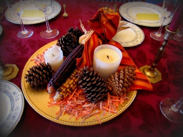 easy to make centerpiece candles maize cones