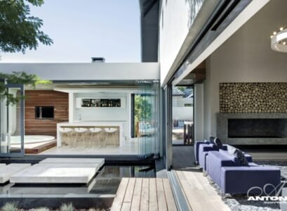 pearl-valley-334-saota-outside-bar
