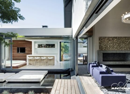 pearl-valley-334-saota-outside-bar