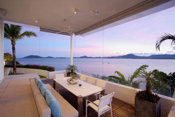 Oceanfront villa with stunning sea views