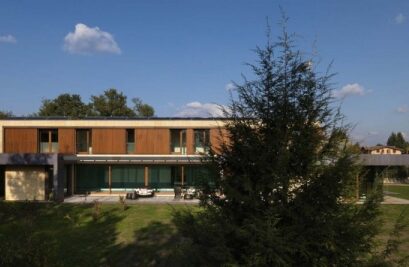 Villa-G-Arkham-exterior-and-garden-area