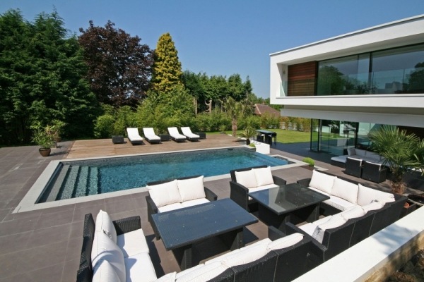 outdoor area Oxted dining table swimming pool
