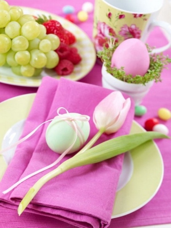 DIY stylish easter table decoration pink napkins tulip