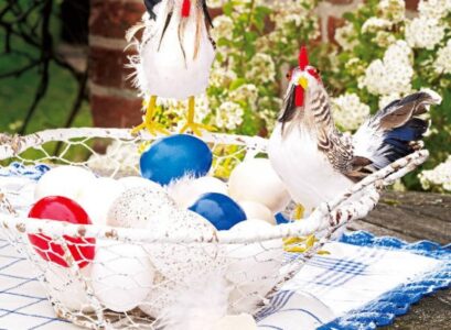 Easter-eggs-decoration-ideas-creative-table-centerpiece-eggs-in-basket