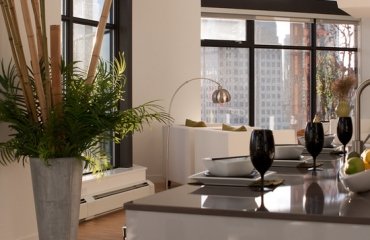 decorative-bamboo-poles-kitchen-living-room-modern-apartment-floor-to-ceiling-windows