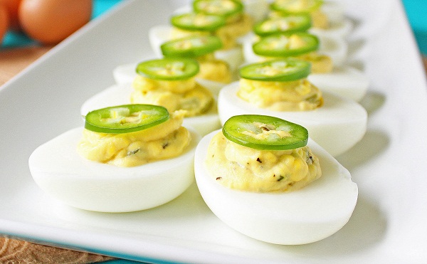 deviled eggs easter party menu ideas