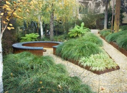 landscape-ideas-secret-garden-hiiden-place-gravel-path-round-bench
