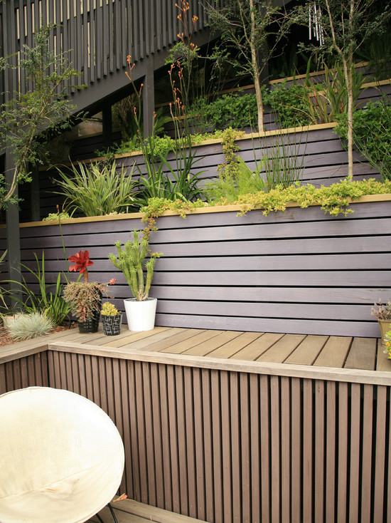 modern garden wooden walls design