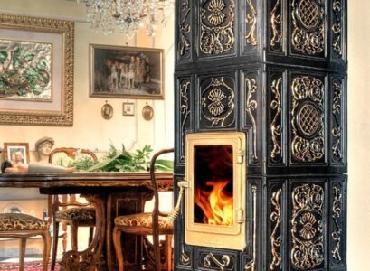 traditional-wood-burnings-stove-ceramic-tiles-black-gold-finishing