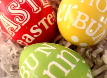 Easy-easter-crafts-ideas-and-activities-kids-adults-egg-decorating-subway-art