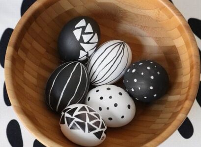 Black-and-white-Easter-eggs-decoration-ideas-different-styles