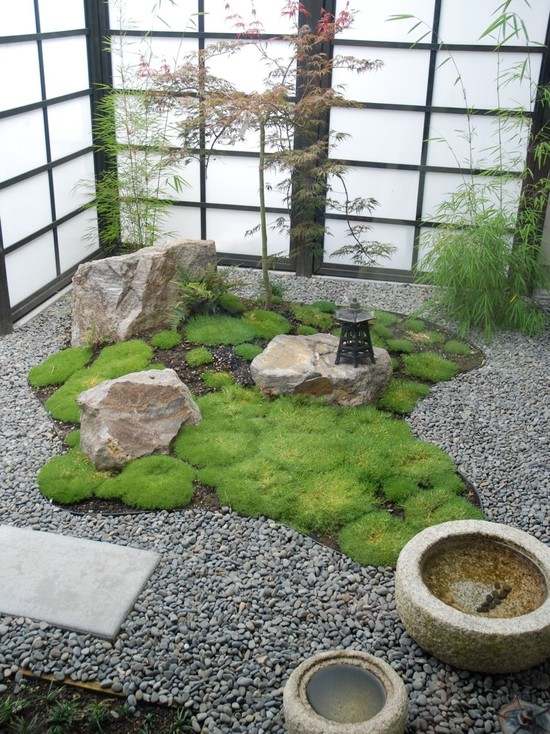 Japanese garden design gravel path moss fountains
